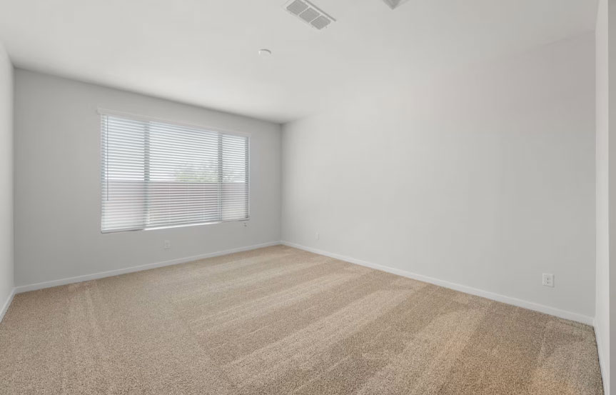 1293 W Saddle Run Bed2