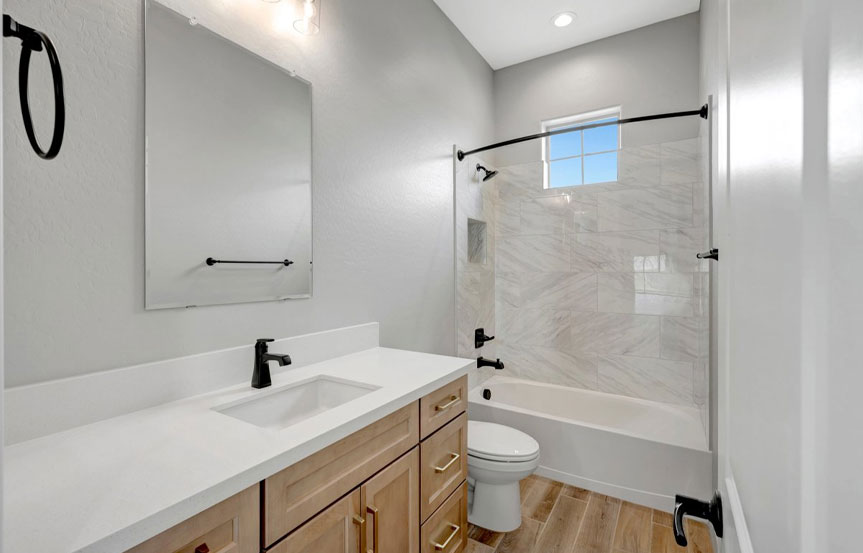 1128 W J Waltz Way Bath2
