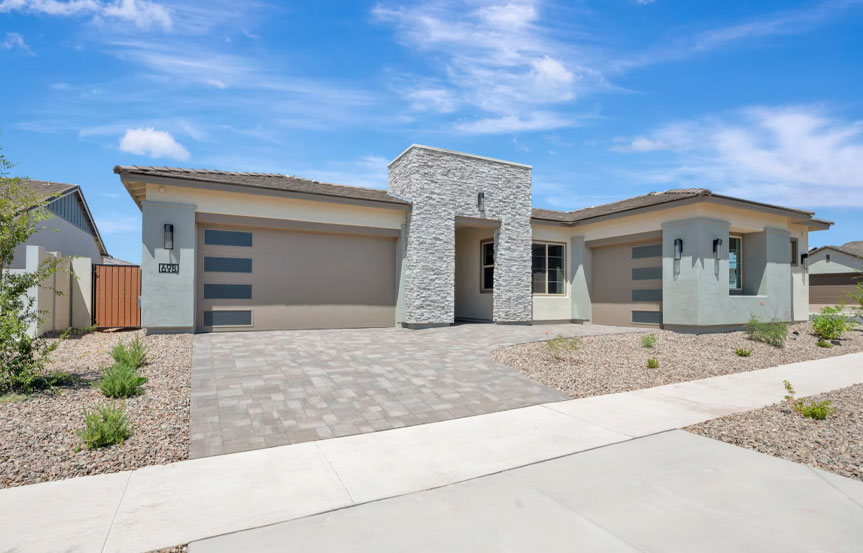 698 W Ridge Rd Exterior2