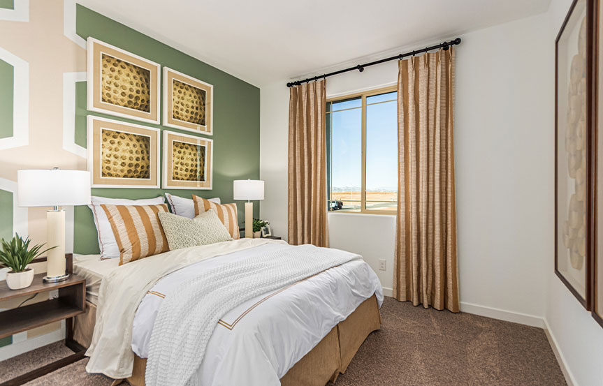 Richmond American Nina Model Home Bed2