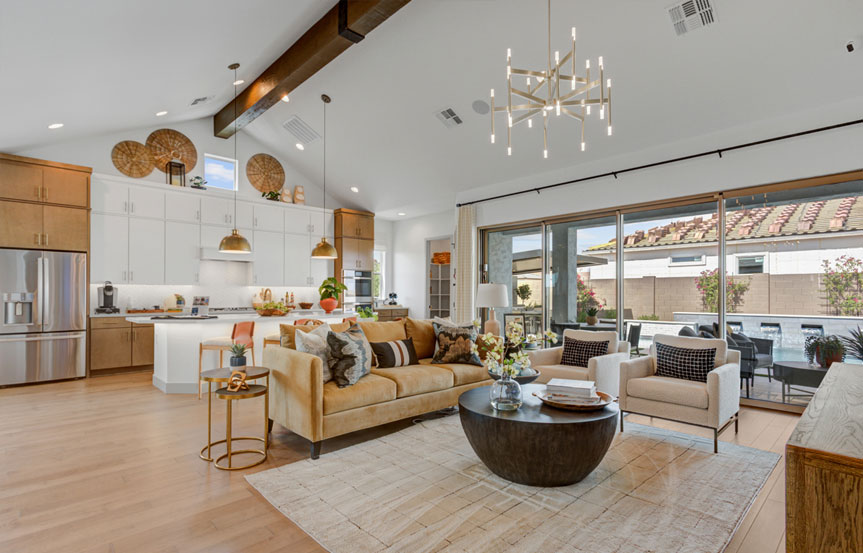 David Weekleyl Blossom Rock 9833 S Gold Stone Trl Family Room2