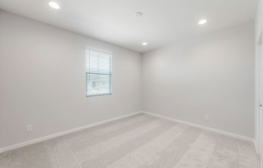 1439 W Treasure Trl Bed3