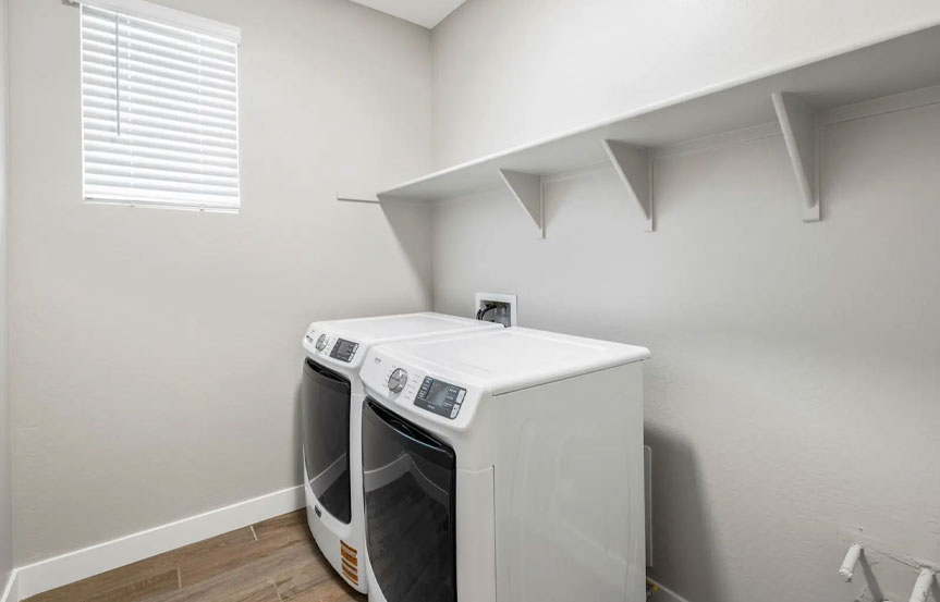 Sawyer Grey White W Rustic Pkg 14