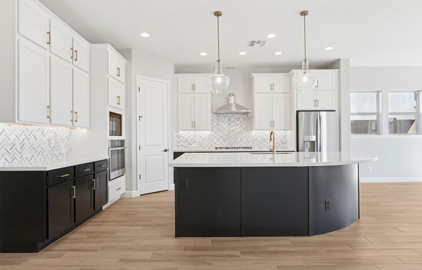 953 W Ridge Rd Kitchen