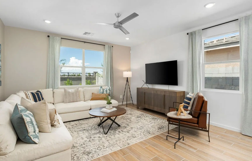 Lark White White W Bold Soph 4