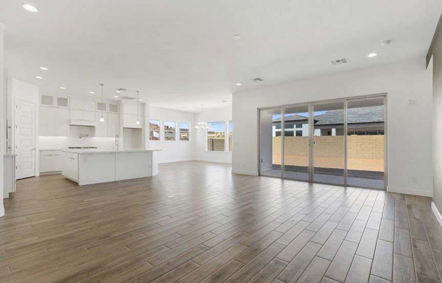 1032 W J Waltz Way Family