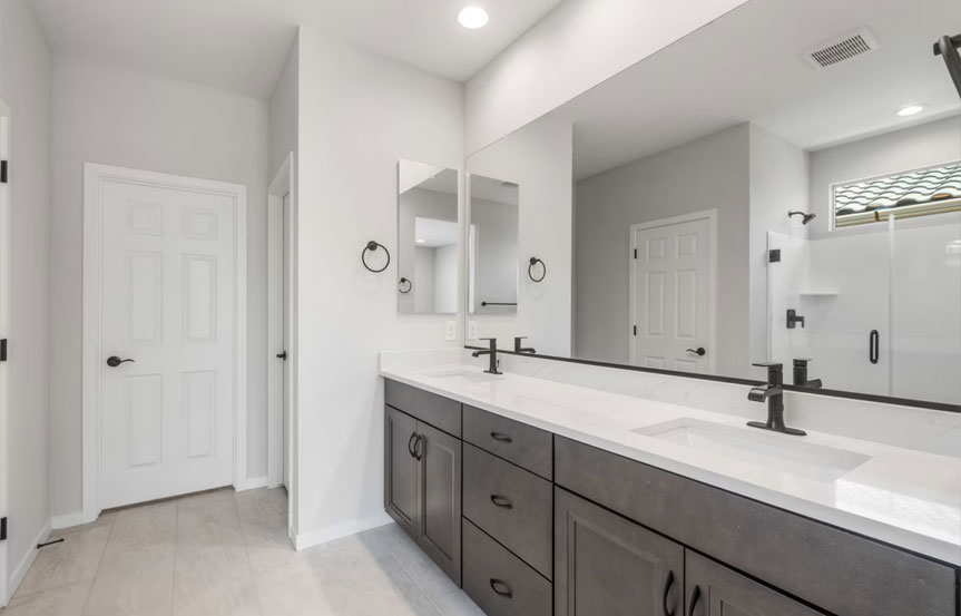 1439 W Treasure Trl Bath2
