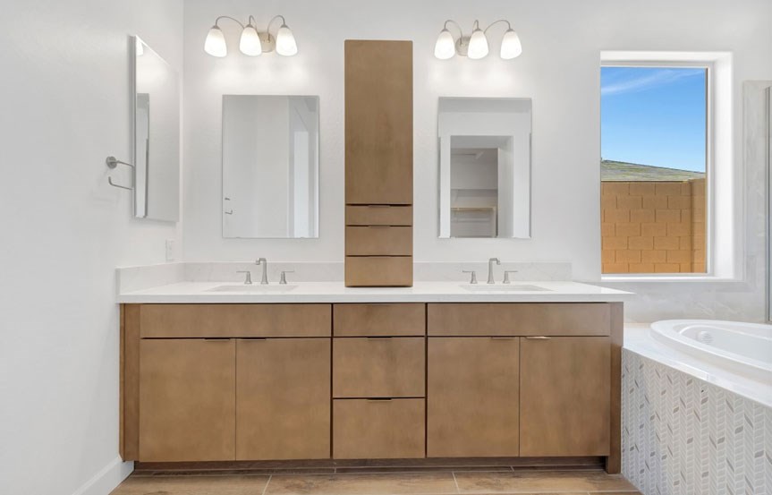 1032 W J Waltz Way Bath3